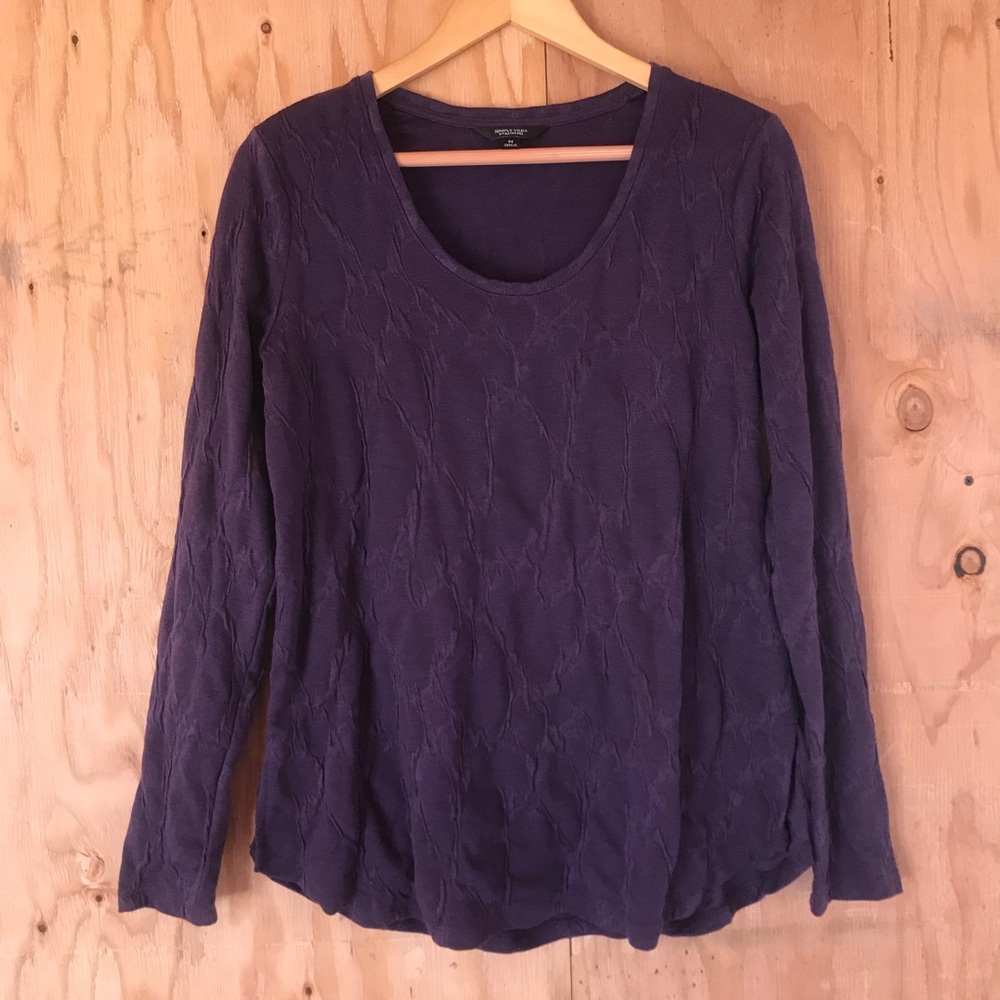Simply Vera Vera Wang purple textured top